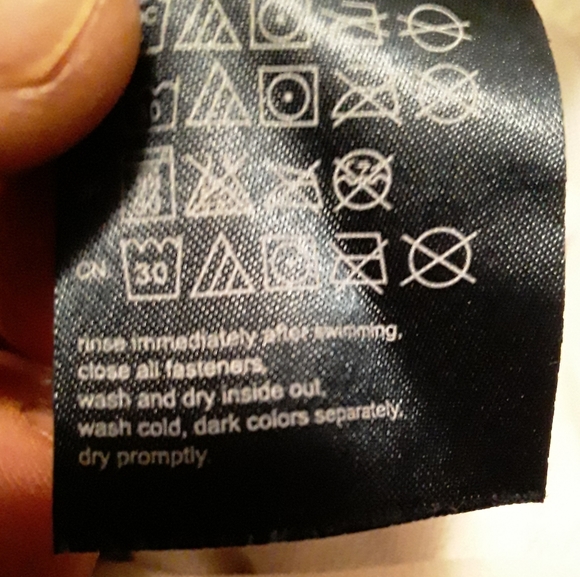 Tommy Hilfiger Unisex Swim Trunk Type Board Shorts - Picture 15 of 16